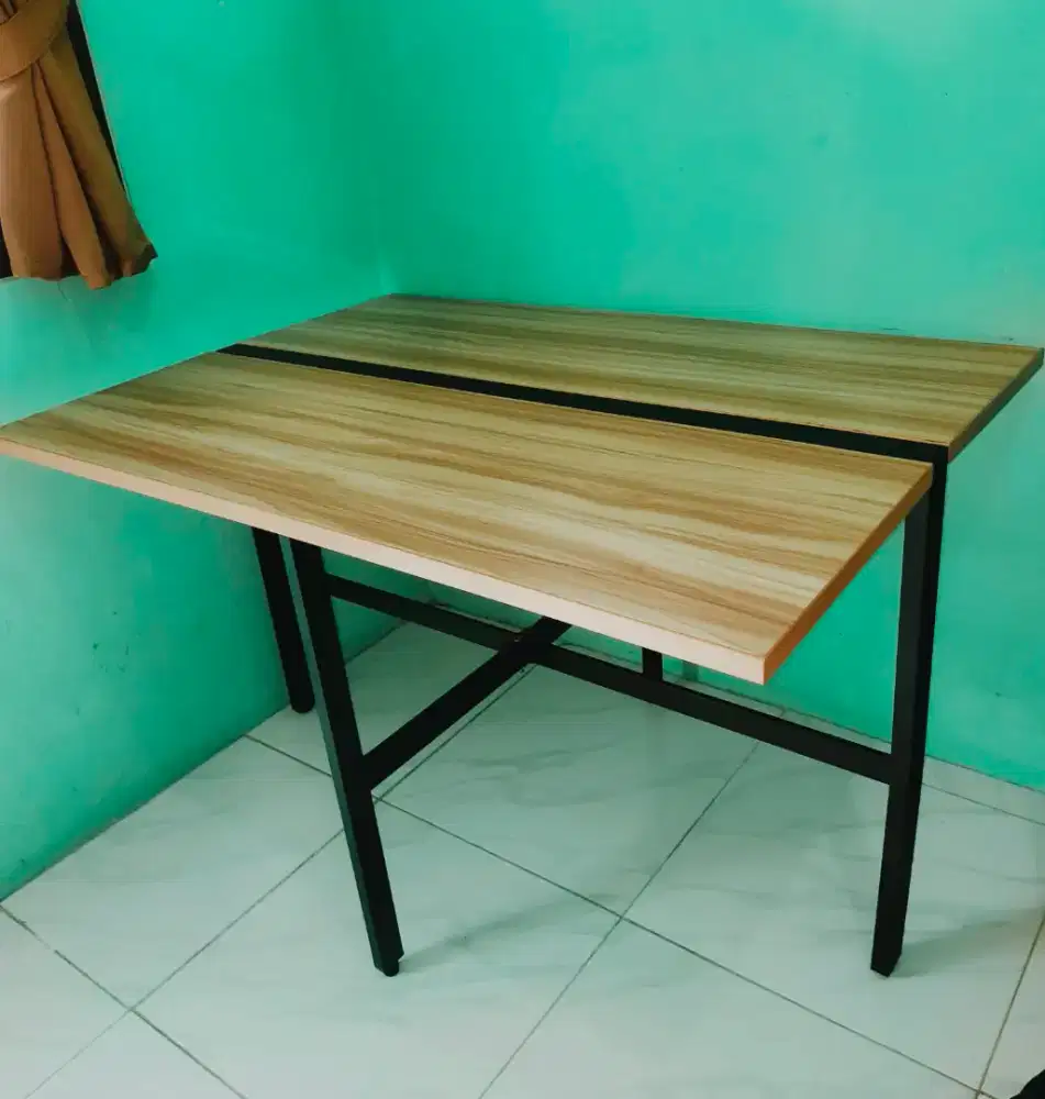 MEJA LIPAT SERBAGUNA INFORMA