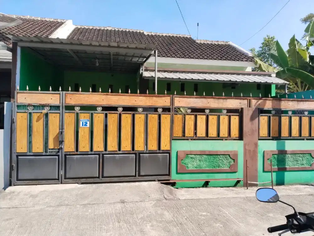 Dijual Rumah L:-+92m