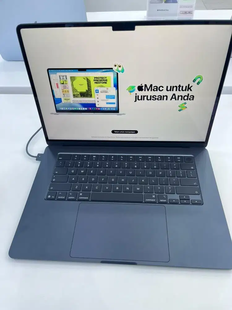 CICILAN MACBOOK AIR M5 24GB/1TB
