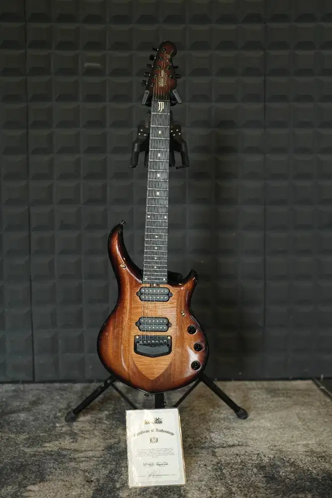 ERNIEBALL MUSICMAN 20th Anniversary