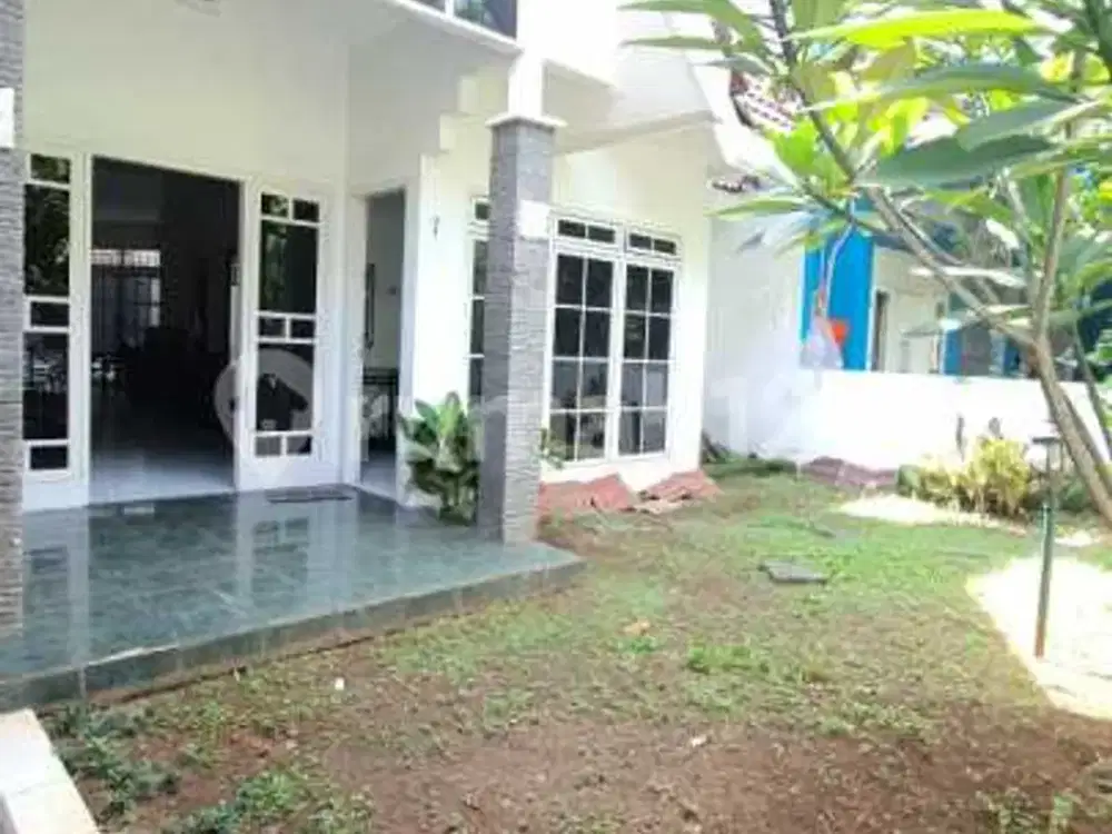 Rumah Luas Dan Rapi Di Bsd