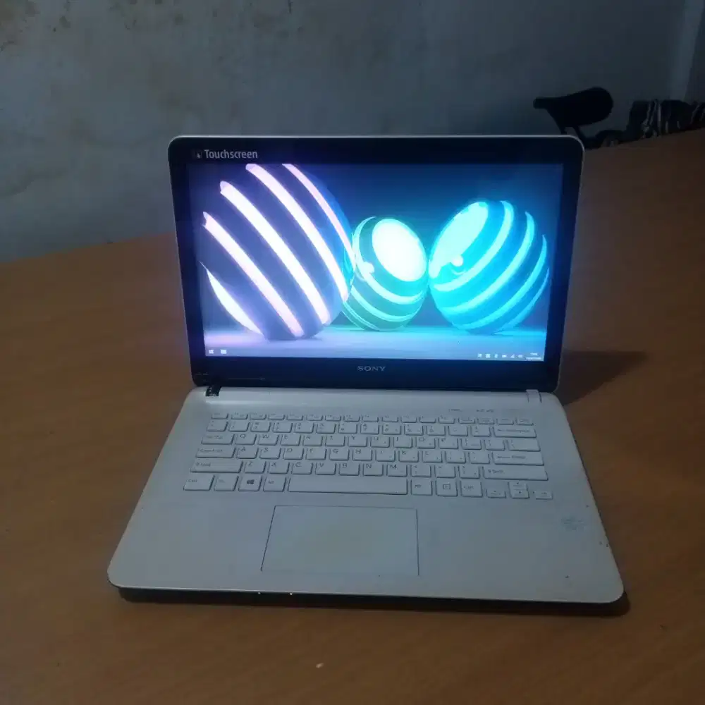 Laptop Sony Vaio Touchscreen 14 Inch