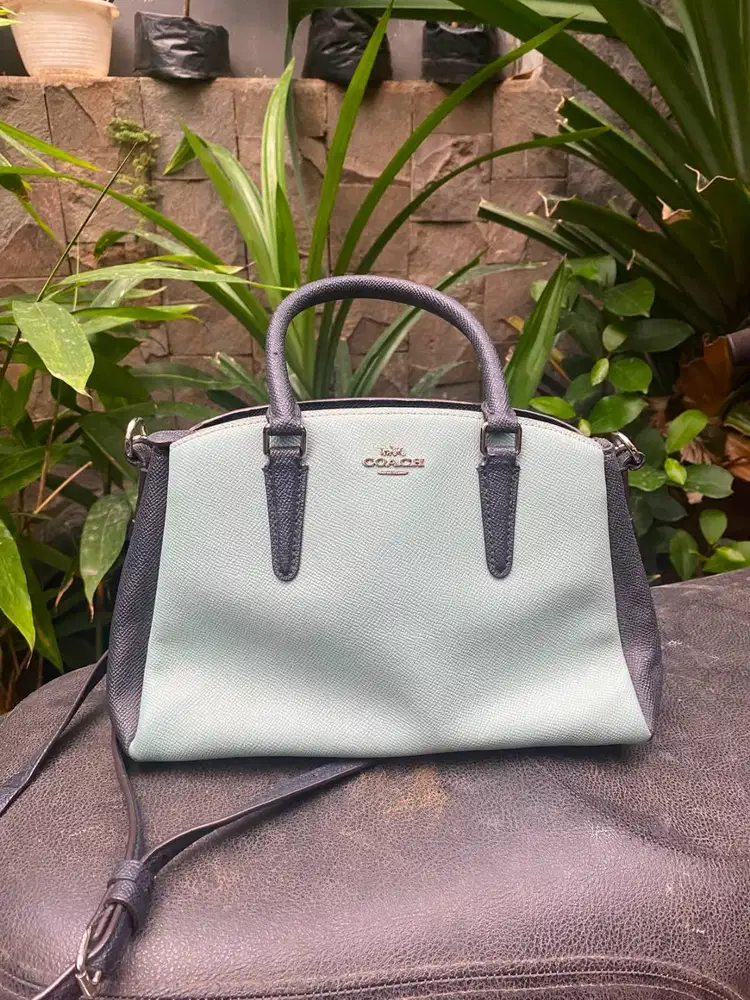 TAS SELEMPANG MEREK COACH
