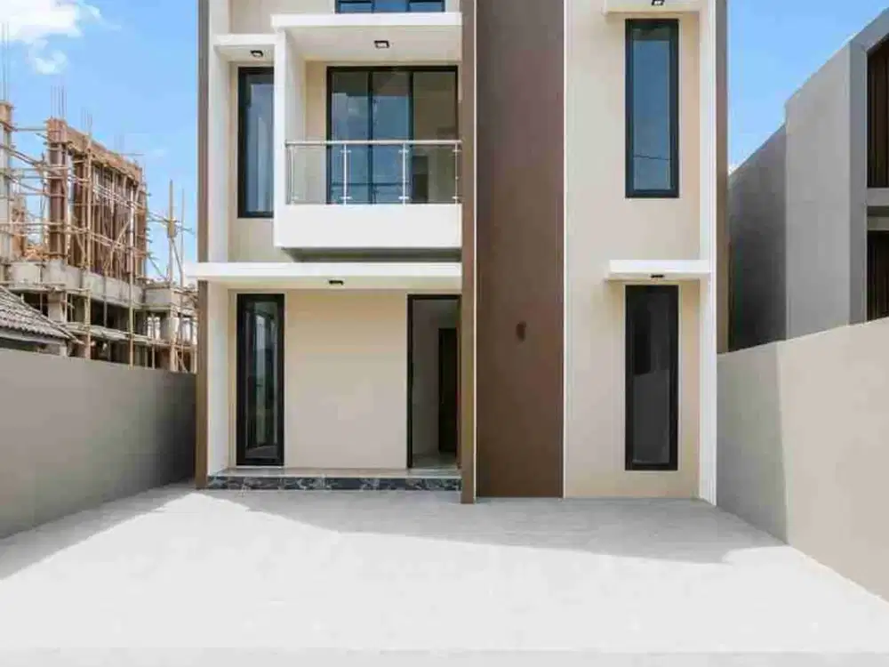JUAL Rumah Baru 2 Lantai Siap Huni di Maguwoharjo, Sleman, Yogyakarta