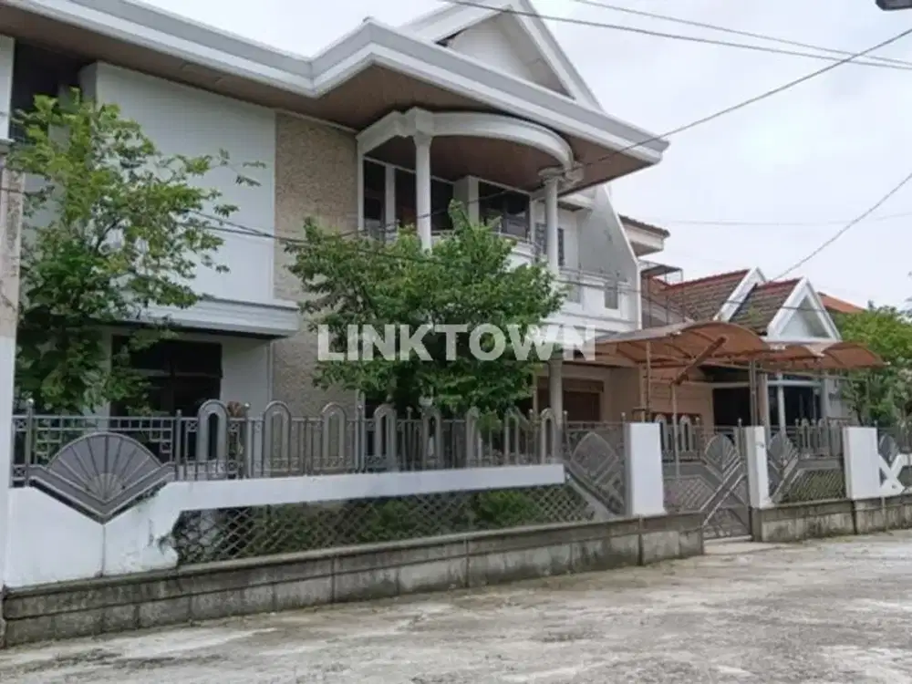 Dijual Rumah Cantik Strategis di Tenggilis Surabaya