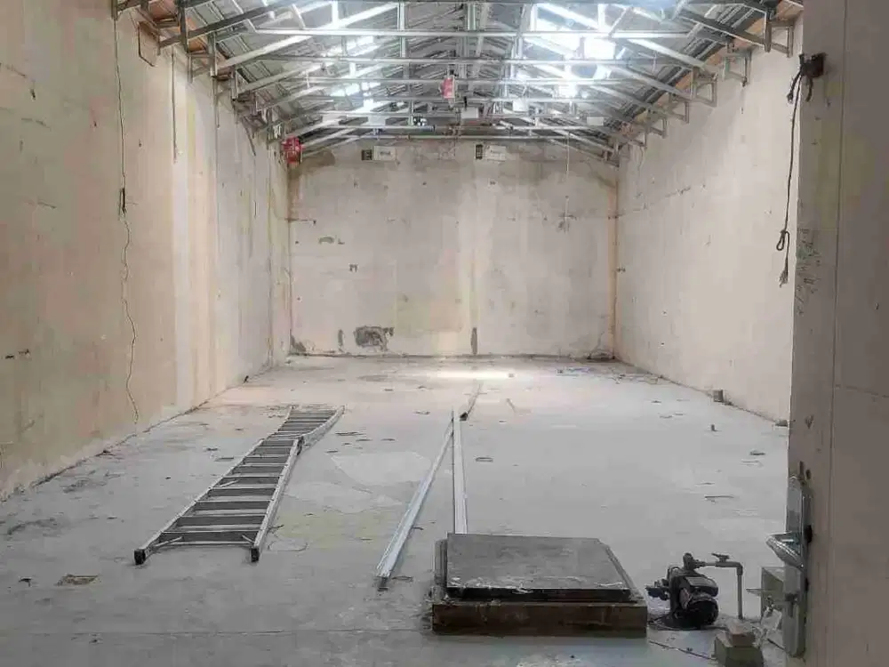 Disewa Ruko 4 Lantai Harapan Indah Bekasi