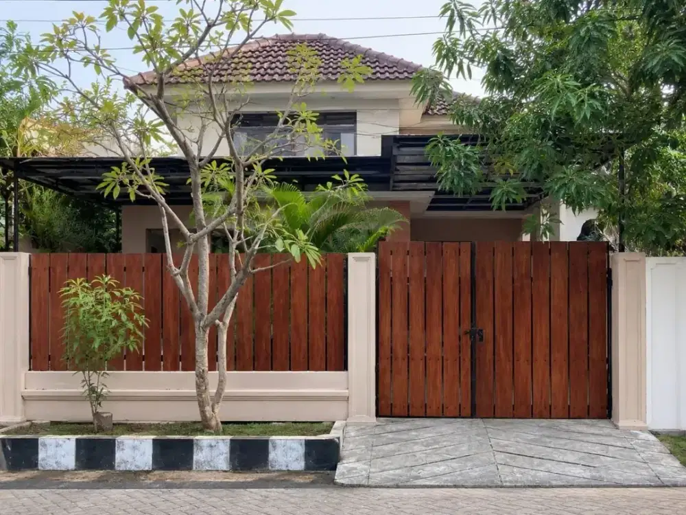 RUMAH KUTISARI INDAH   STRATEGIS SIAP HUNI SEMI FURNISH BARU RENOV