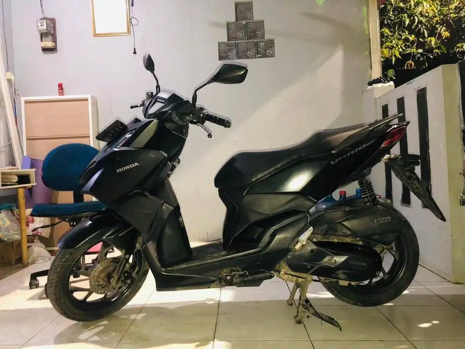 Vario 160 cc Blackpanther