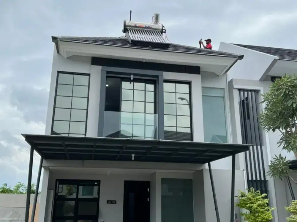 DIJUAL RUMAH 2 LANTAI SEMI FURNISHED – GRAND PAKUWON CLUSTER GLADSTONE