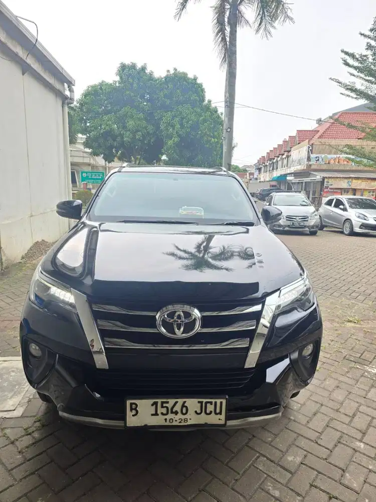FOR SALE – TOYOTA FORTUNER SRZ 2.7 AT 2017