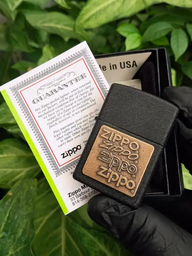 Korek Zippo Original Seri Black Cracle