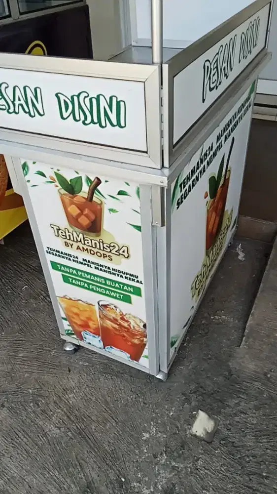 Di jual Booth es teh