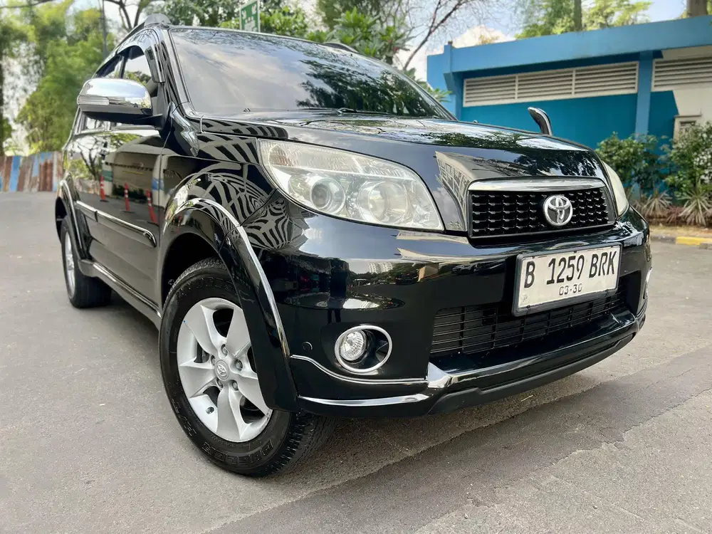 Rush S at 2013 Tdp8JT Toyota ertiga ayla march sirion evalia sx4 matic