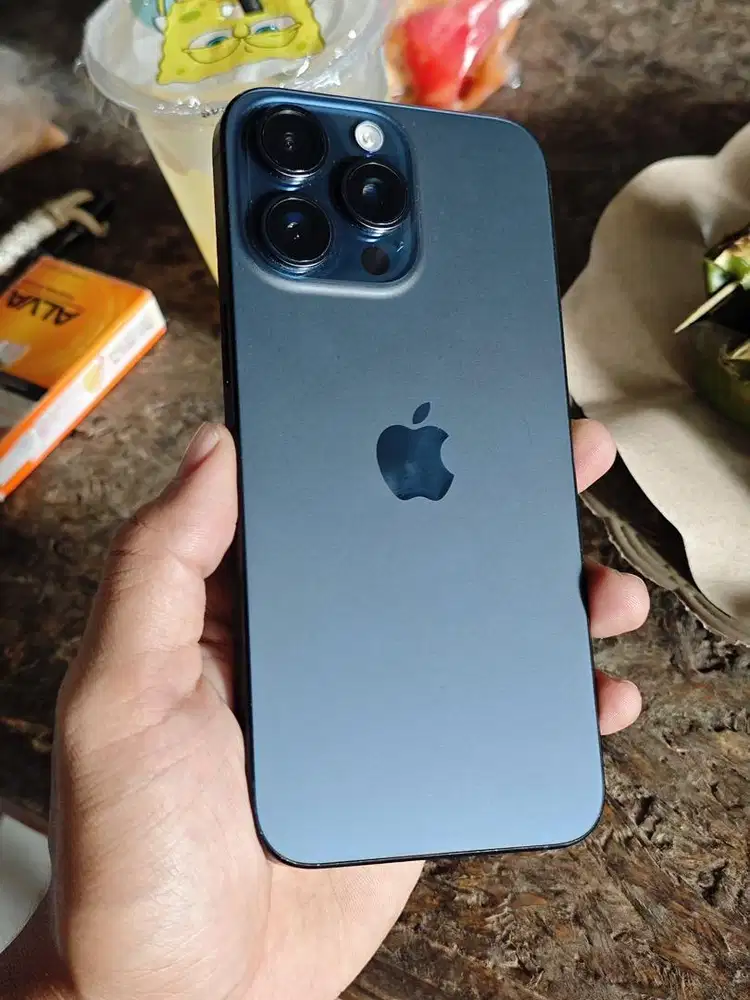 Iphone 15 promax 256 blue