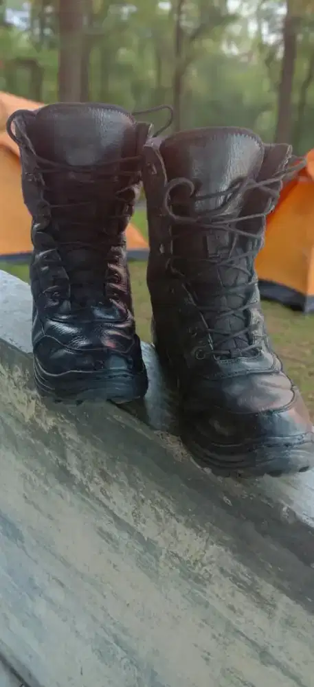Sepatu PDL / untuk pendaki dan petugas kemanan