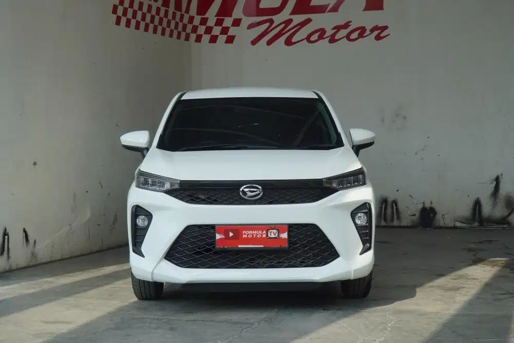 Daihatsu Xenia 1.3 R AT 2022 Putih
