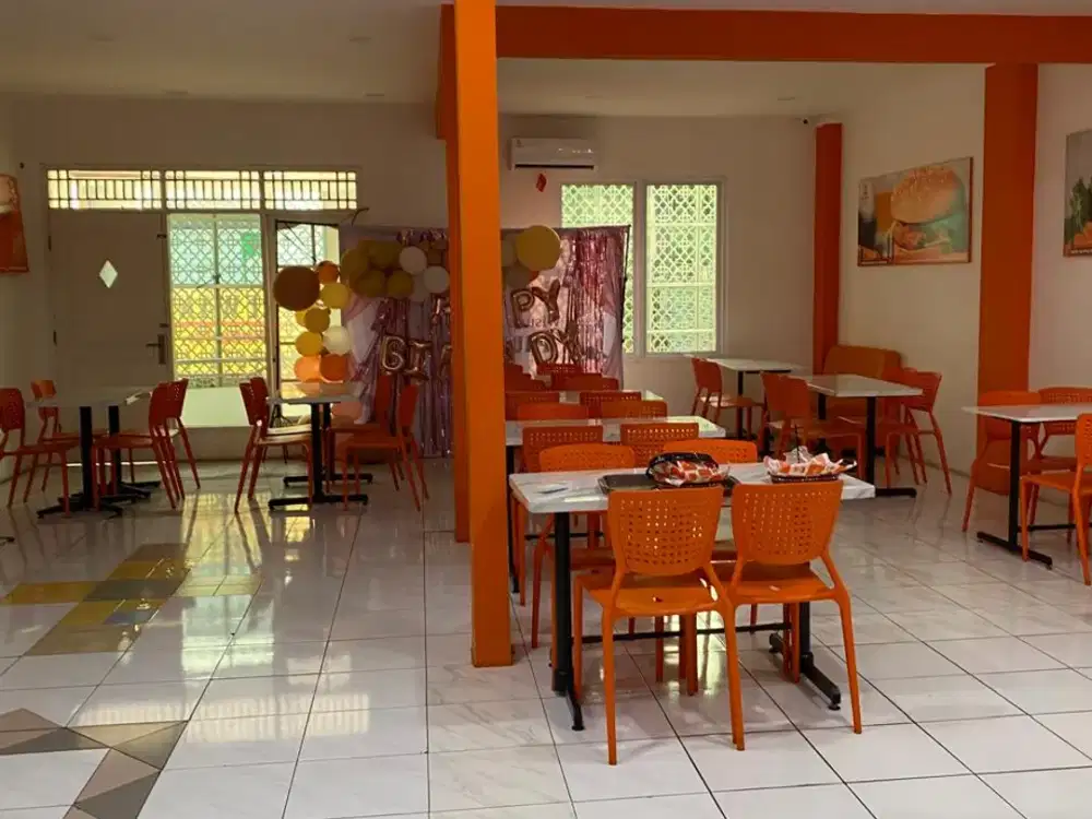 Disewa Ruko Ex Resto di Wr Supratman Ciputat