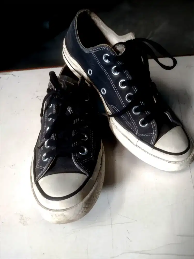 Sepatu Converse Hitam Size 39 - Good Condition