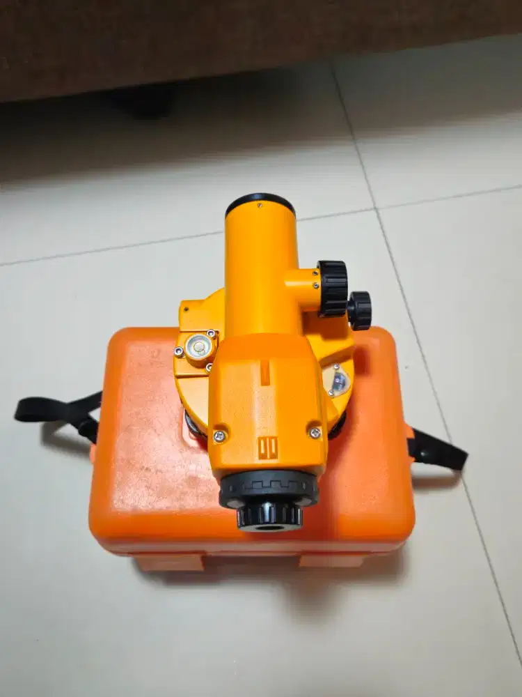 WATERPASS / LEVELING NIKON AX 1S
