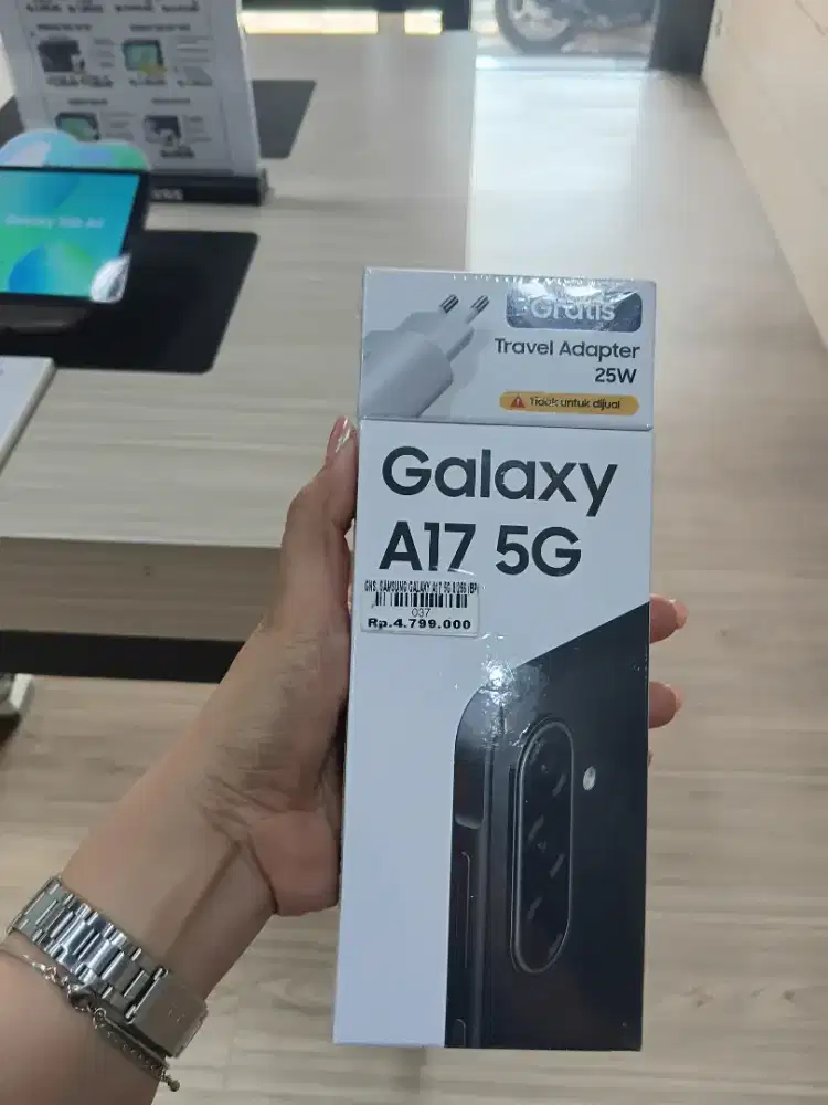 Ready samsung A17 5G 8/256 garansi resmi 1tahun atlantis dahsyat