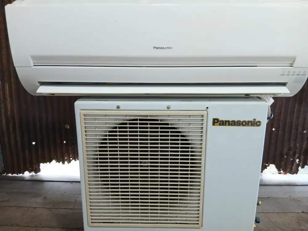 DIJUAL AC BEKAS 1/2 PK GRATIS PASANG