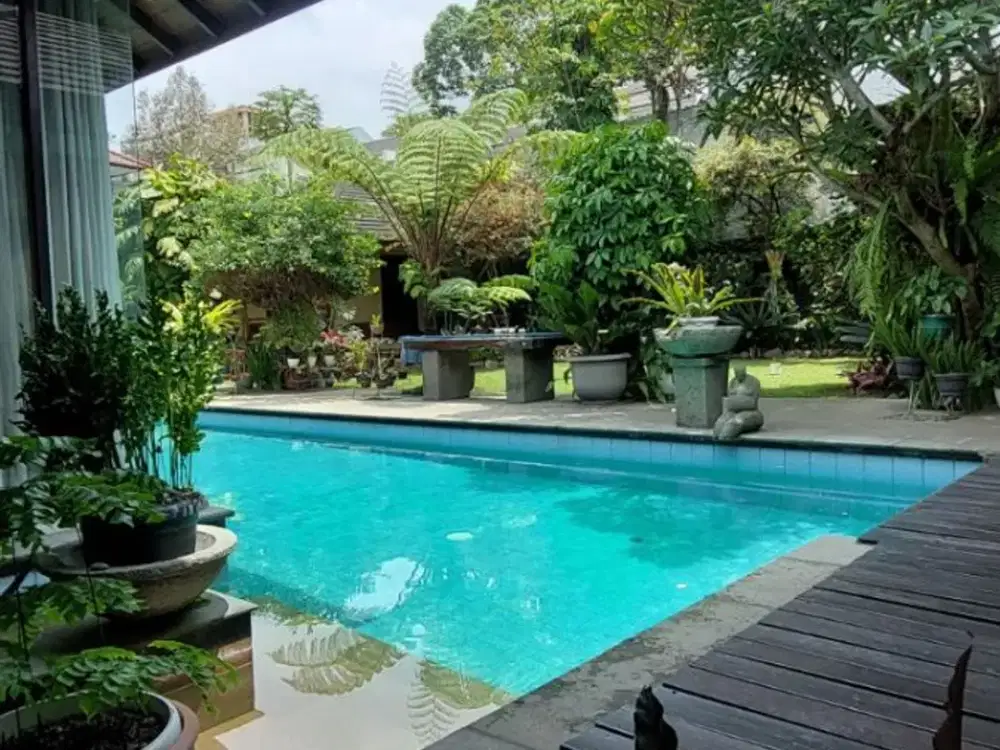 Y. DISEWAKAN RUMAH 2 LANTAI FURNISH SEPERTI VILLA BALI SYTLE LEMBAH ASRI GEGERKALONG BANDUNG