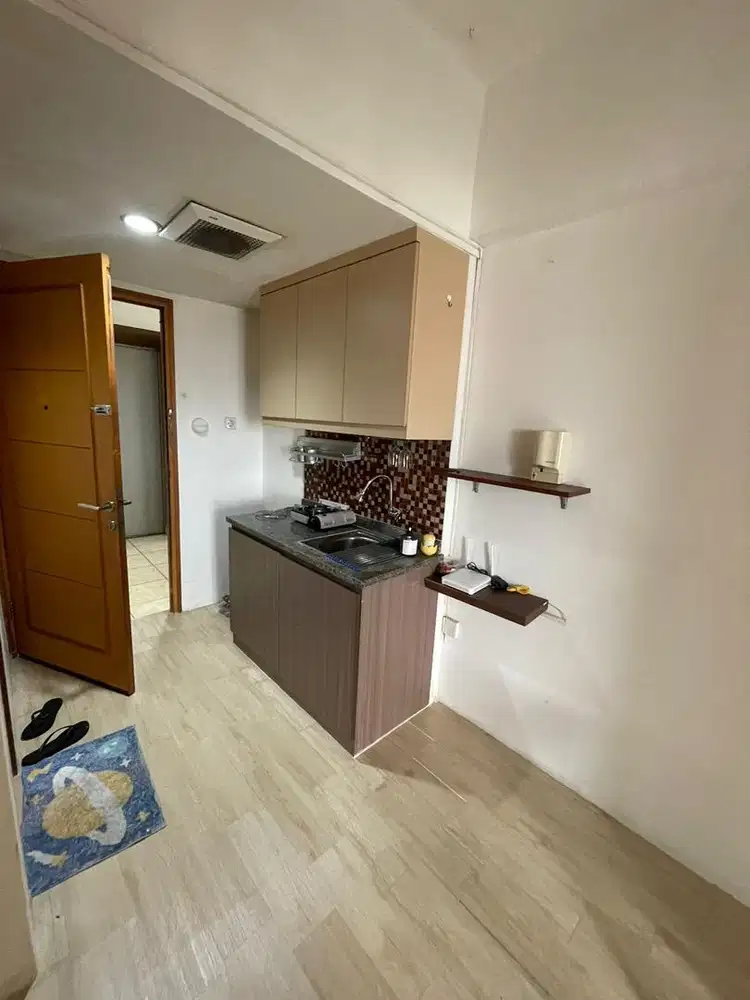 DISEWAKAN APARTEMEN CENTRO CITY RESIDENCE – SEMI FURNISHED – SIAP HUNI