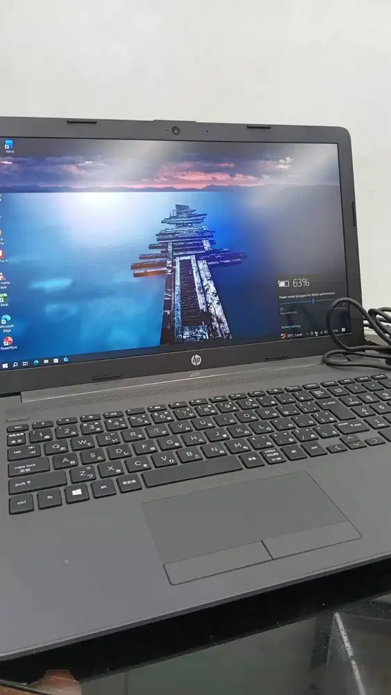 Jual murah laptop merk HP 238 GB Ram 8 AMD
