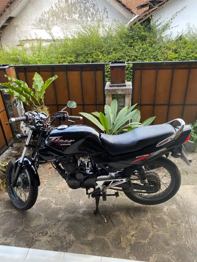 Tiger 2000 tahun 2003