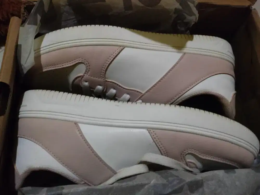 Gratis Sepatu Urban n Co