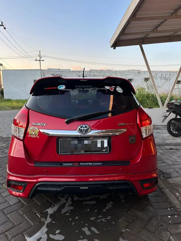 YARIS 2015 1.5 TRD SPORTIVO AT (MATIC)