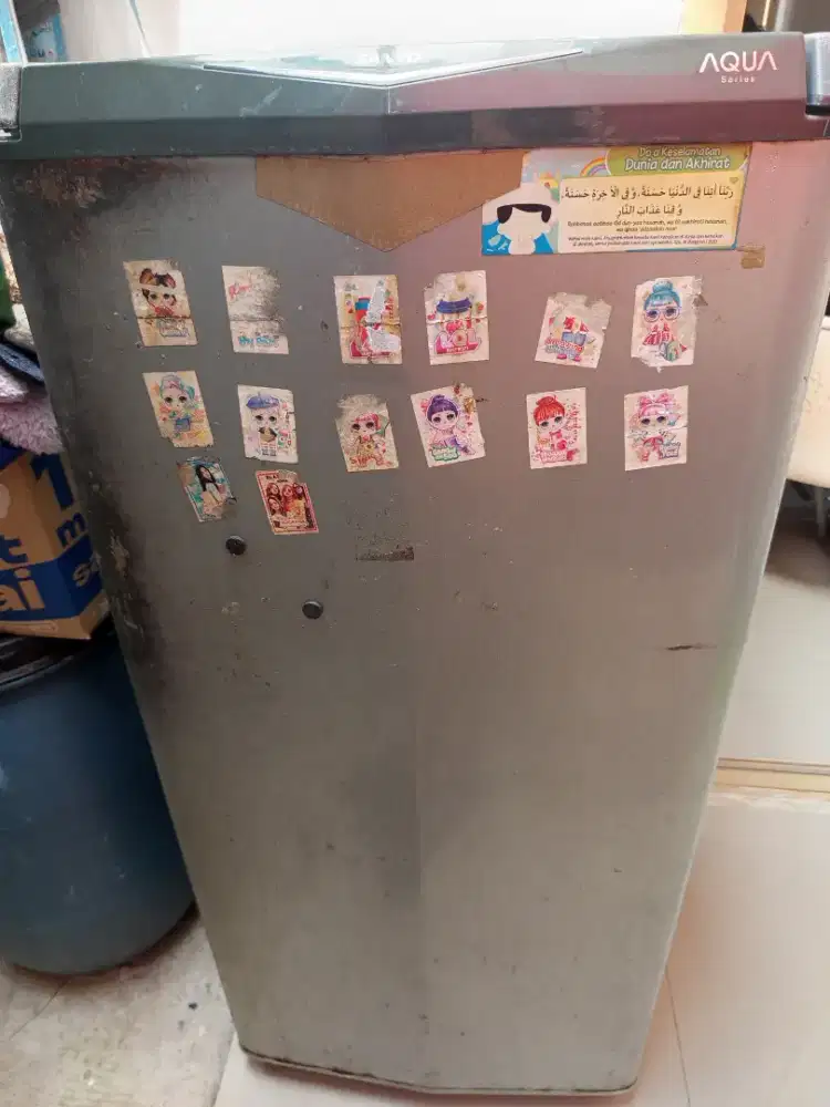 Di jual kulkas bekas