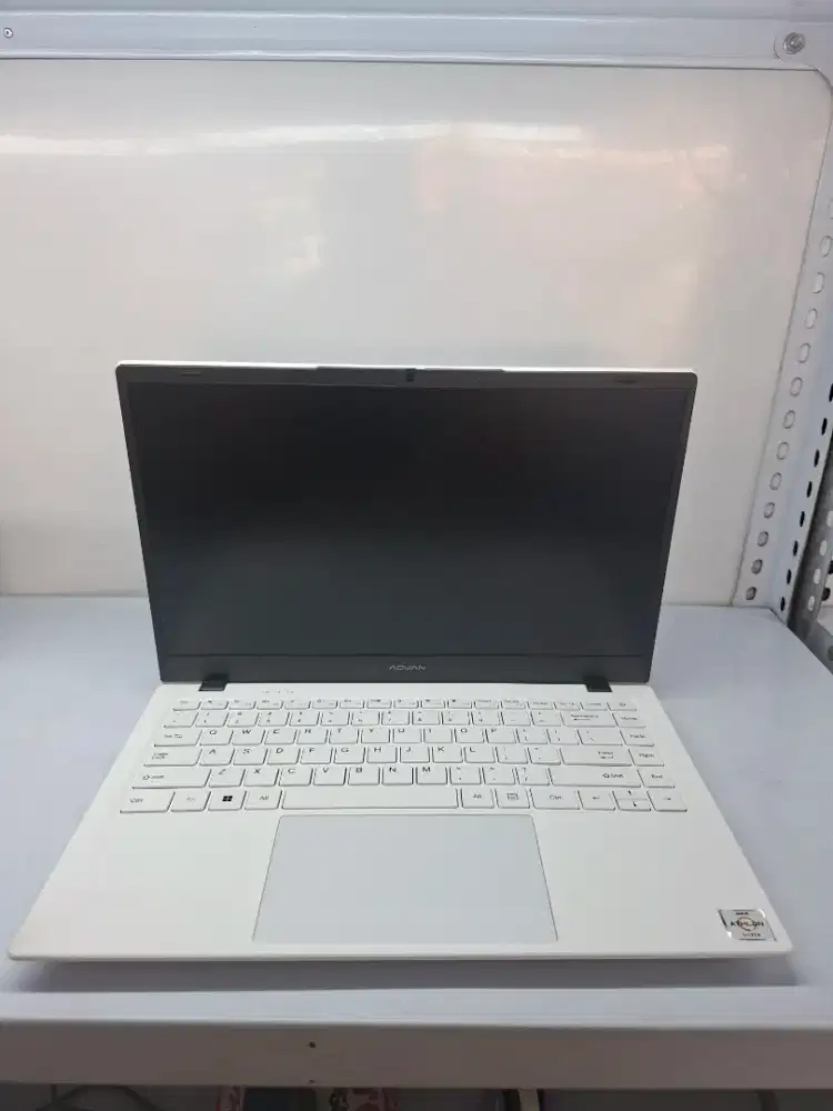 (Sipaling Gadget) ADVAN SOULMATE X - AMD 3020E | RAM 4GB| SSD 128G|W11