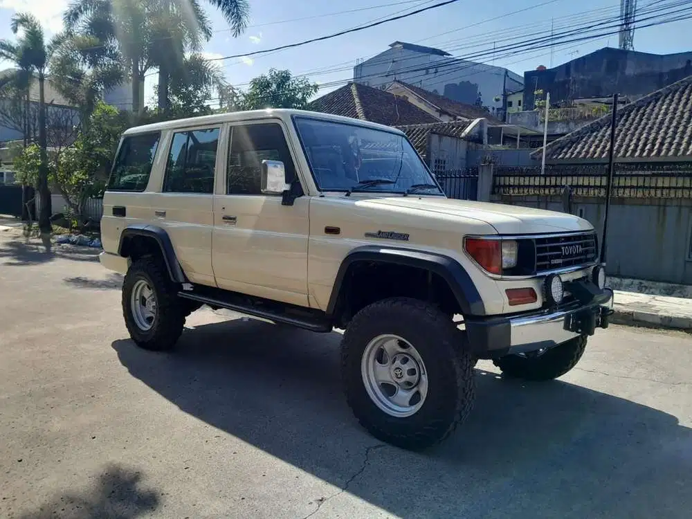 Toyota Land Cruiser prado LJ78