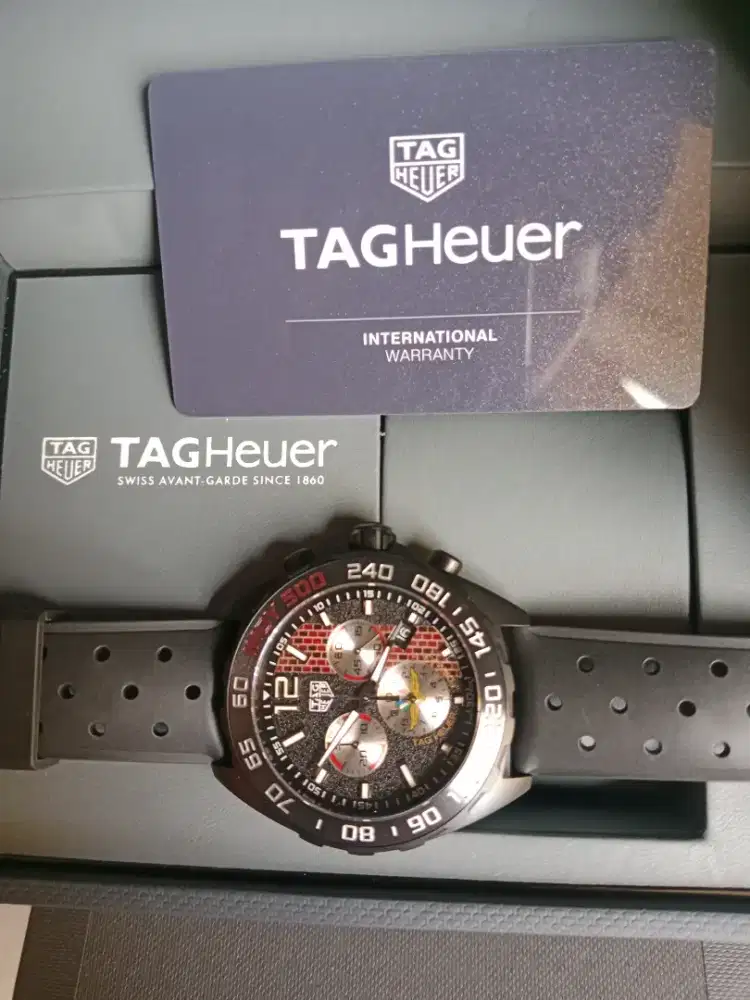 TAG Heuer Formula 1 Rubber Chronograph