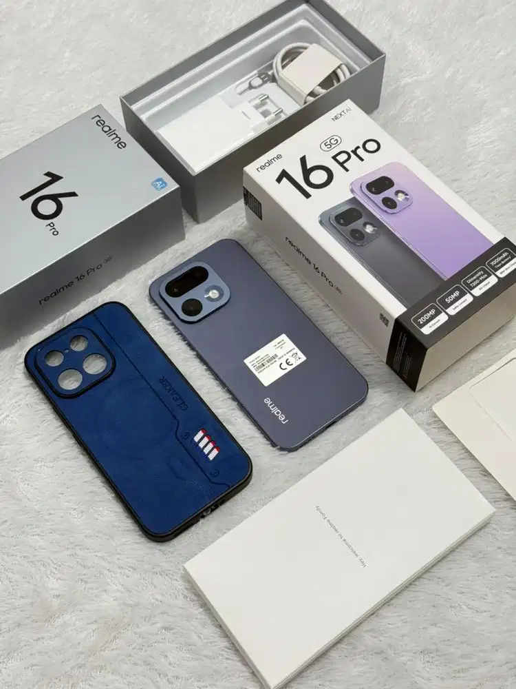 Realme 16 Pro 5G 12/25GB Like New Garansi 01 Juni 2027 - Pebble Grey