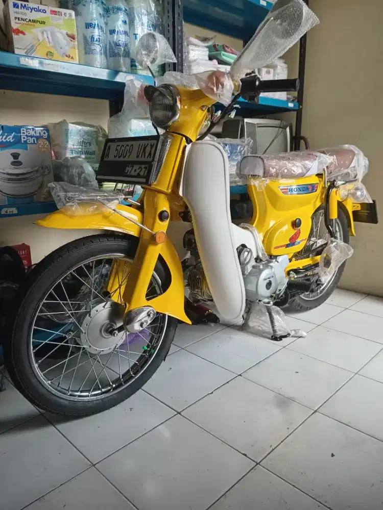 Honda C70 Th 1995