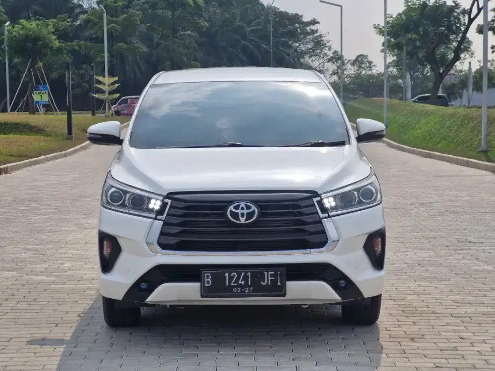 Toyota Innova V 2.4 Automatic 2022 Diesel Putih Metalik
