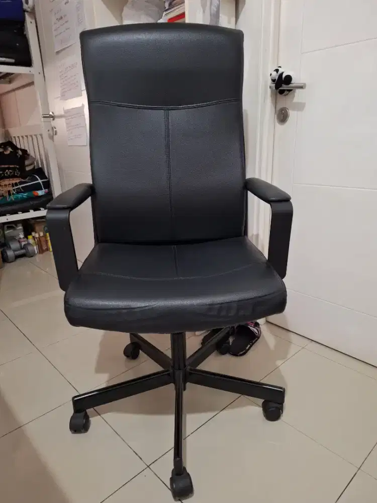 Kursi kantor IKEA Millberget (bekas)