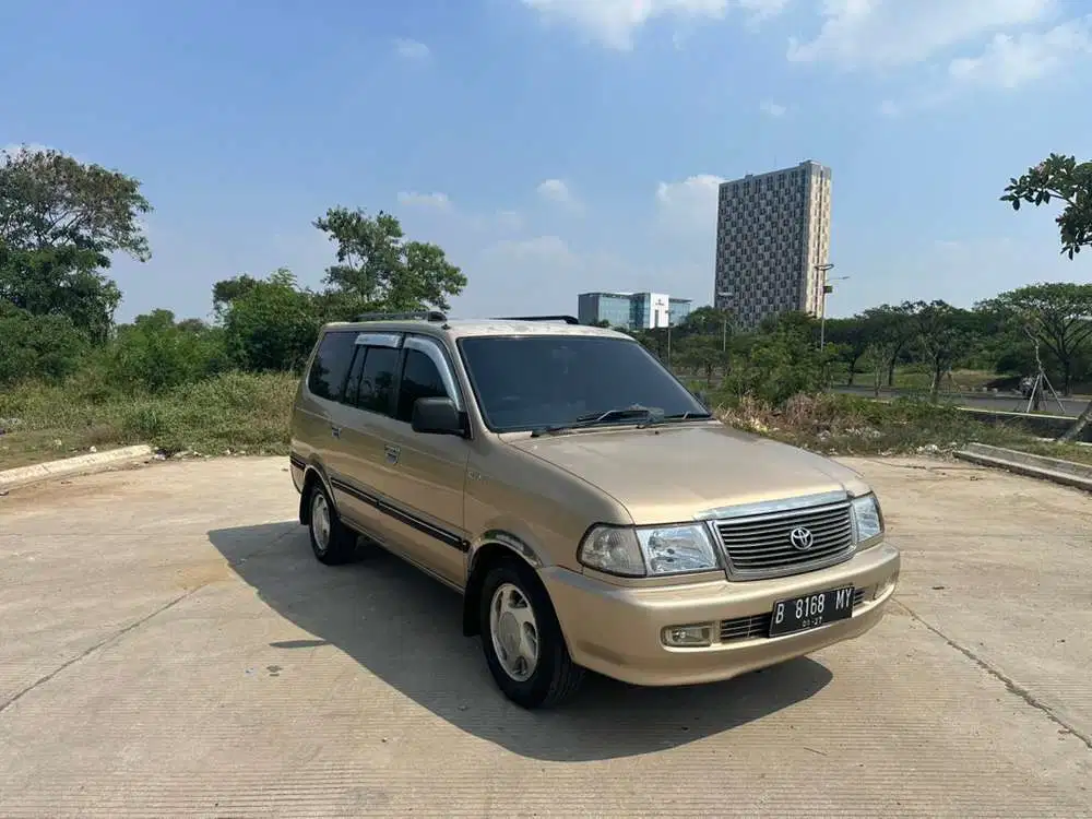 Toyota Kijang 2000 Bensin