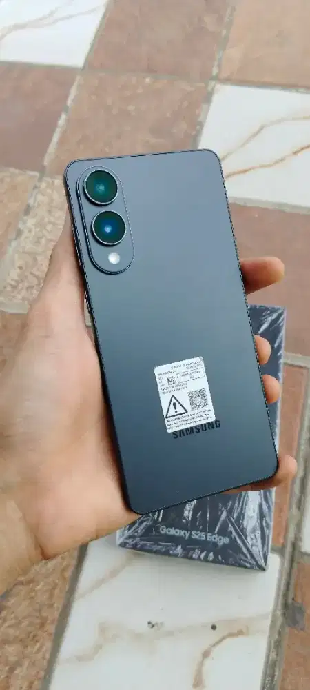 Samsung s25 edge 12/512gb SEIN 5G