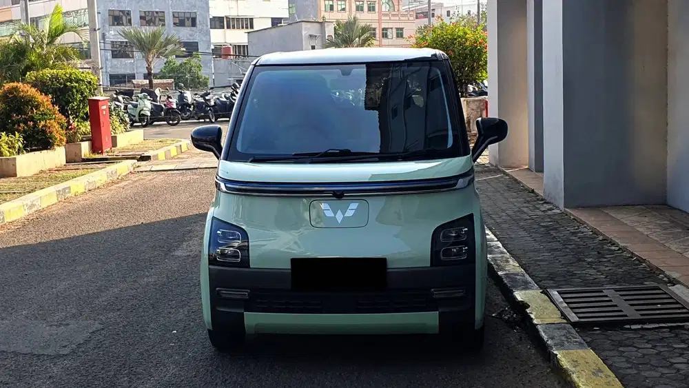 Wuling Air EV Long Range AT Avocado Green 2022 Like New Low KM Record