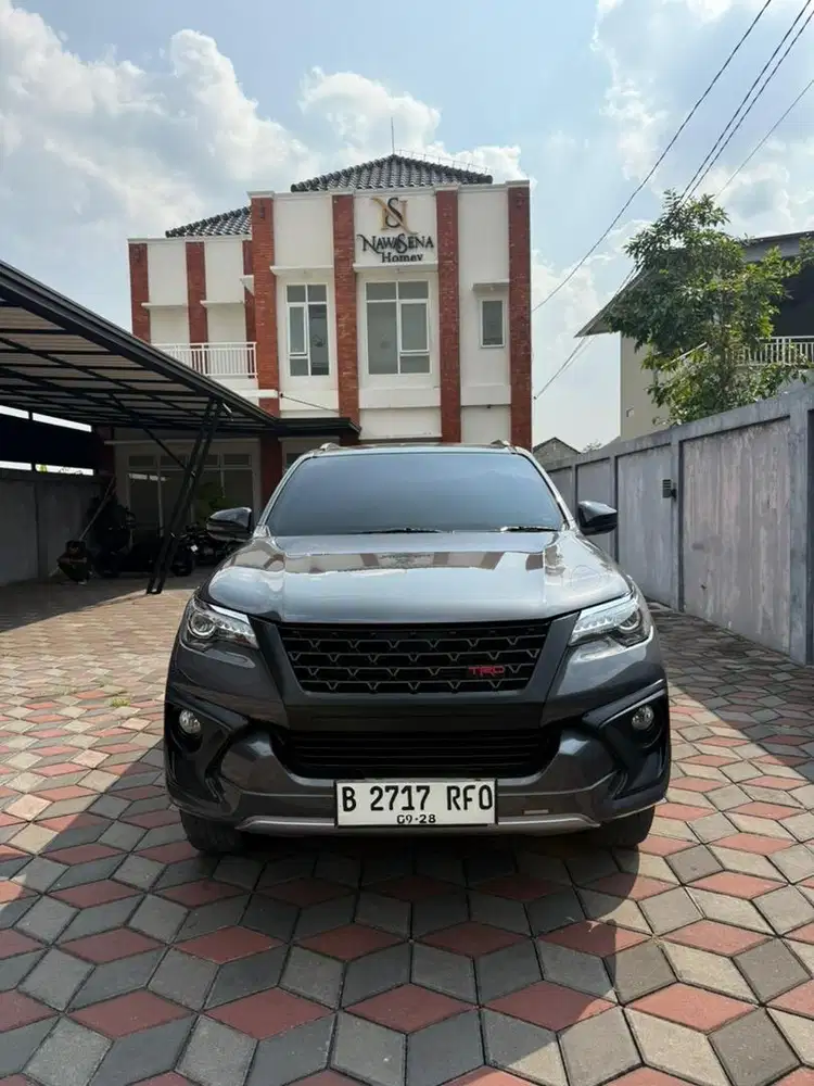 FORTUNER TRDS 2.4 || Km 70.000