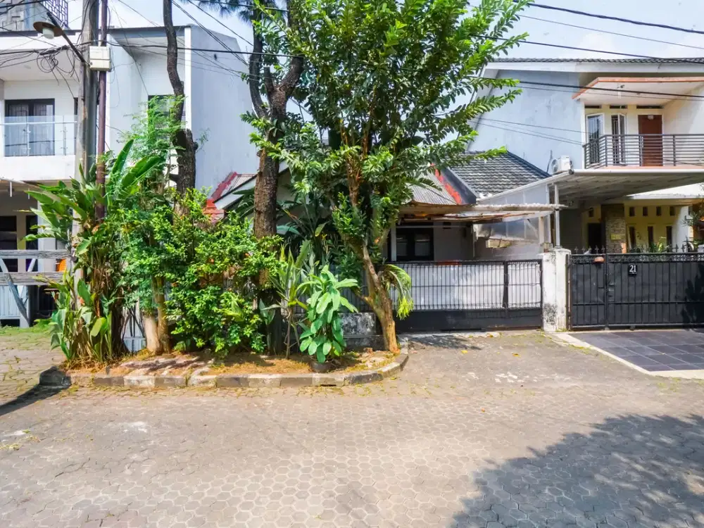 Rumah LT 128 Strategis 9 Menit ke Pintu Tol Brigif Hadap Utara J-14532
