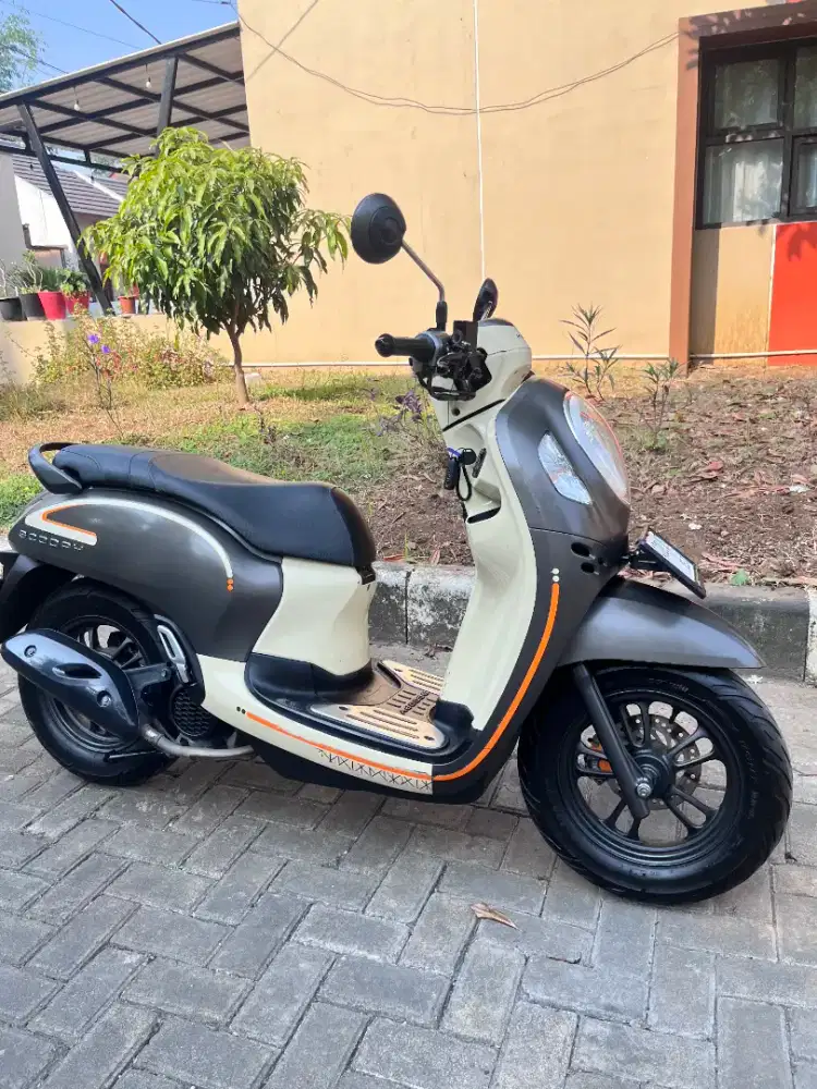 Jual motor honda scoopy 2023 mulus terawat siap pakai