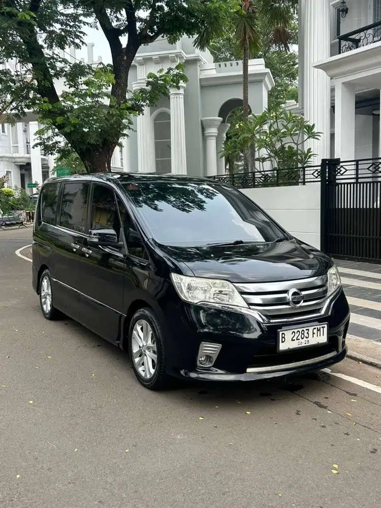 Nissan Serena 2013 Bensin