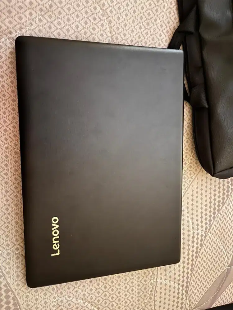 Laptop lenovo ram 4 storage 500gb