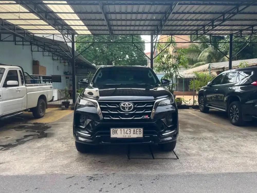 Odo 30xxx Toyota Fortuner 2.8 GR sport 2022/2023