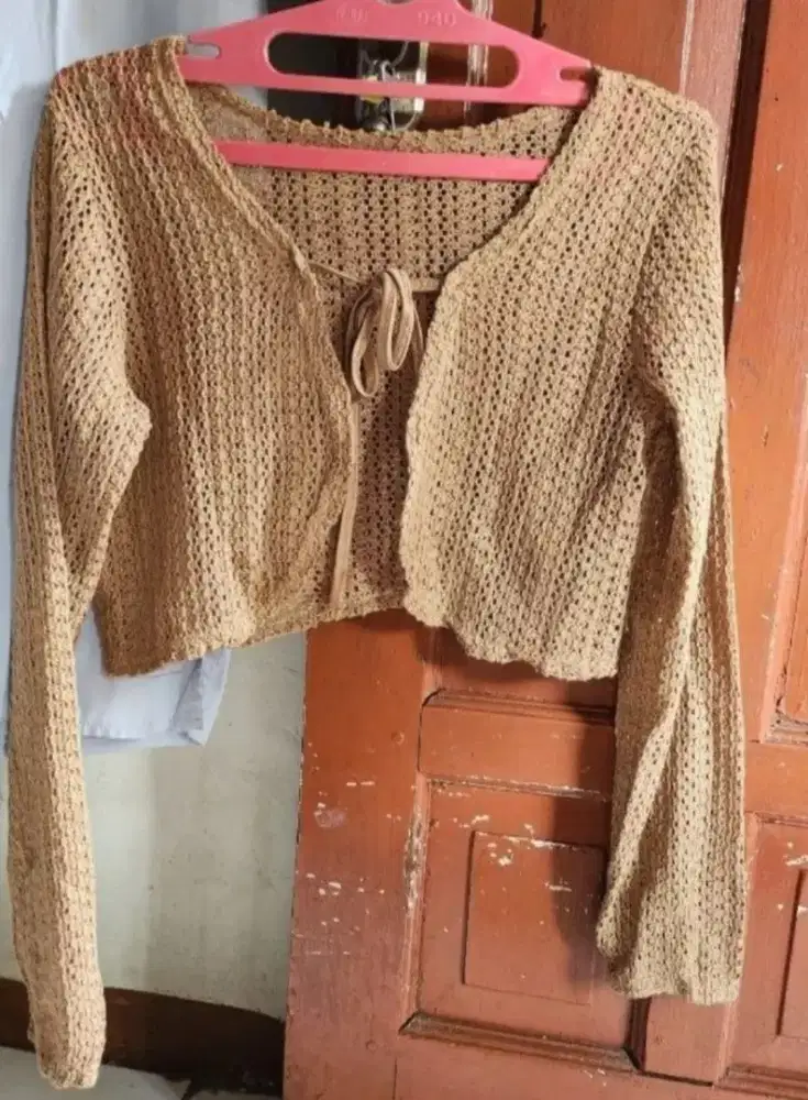 Cardi brukat tali