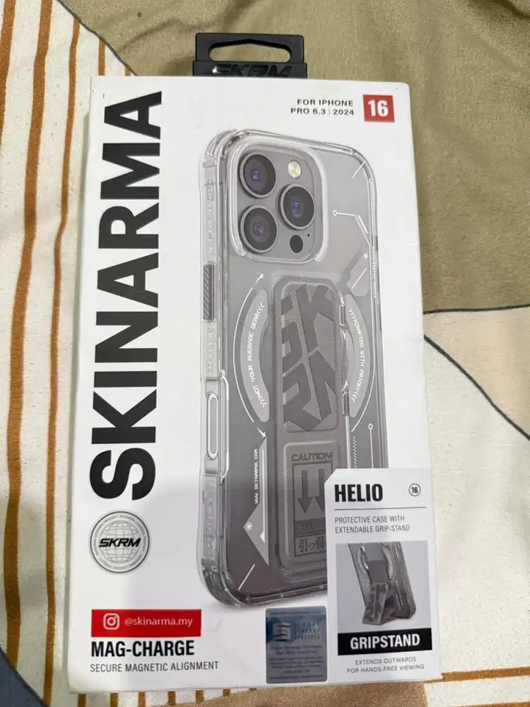 Case Iphone 16 Pro Skinarma Helio like new